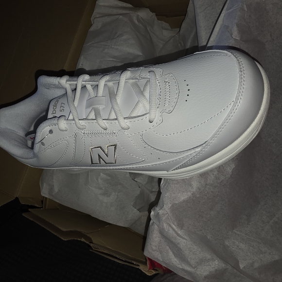 New Balance 577 Brand New - Picture 2 of 2